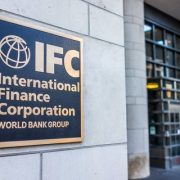 تطالب منظمات المجتمع المدني في منطقة الشرق الأوسط وشمال إفريقيا بالإفصاح عن/ وعقد جلسات مشاورات حول المقترح الحديث بشأن الإجراءات العلاجية  لمؤسسة التمويل الدولية (IFC)